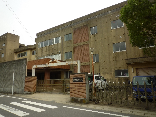 佐原小学校まで約2100m(伊能忠敬記念館方面)|香取市佐原ホ1168番地4他 新築一戸建て