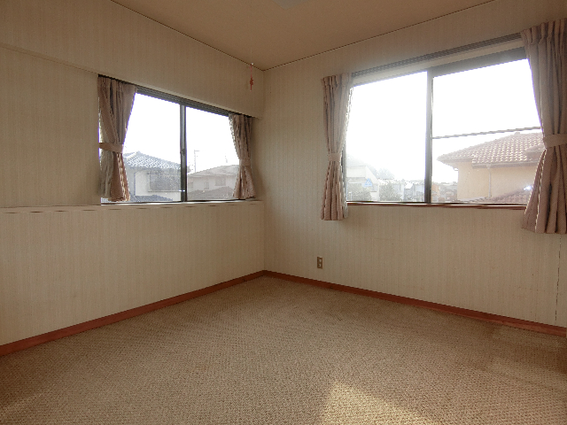 |印旛郡栄町酒直台1-15-4 中古一戸建て